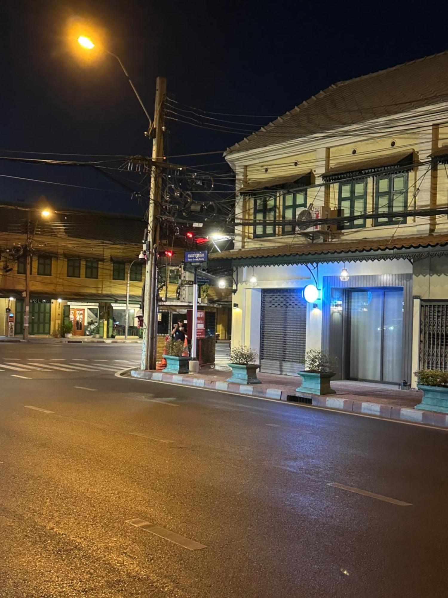 Victory Place Bangkok Luaran gambar